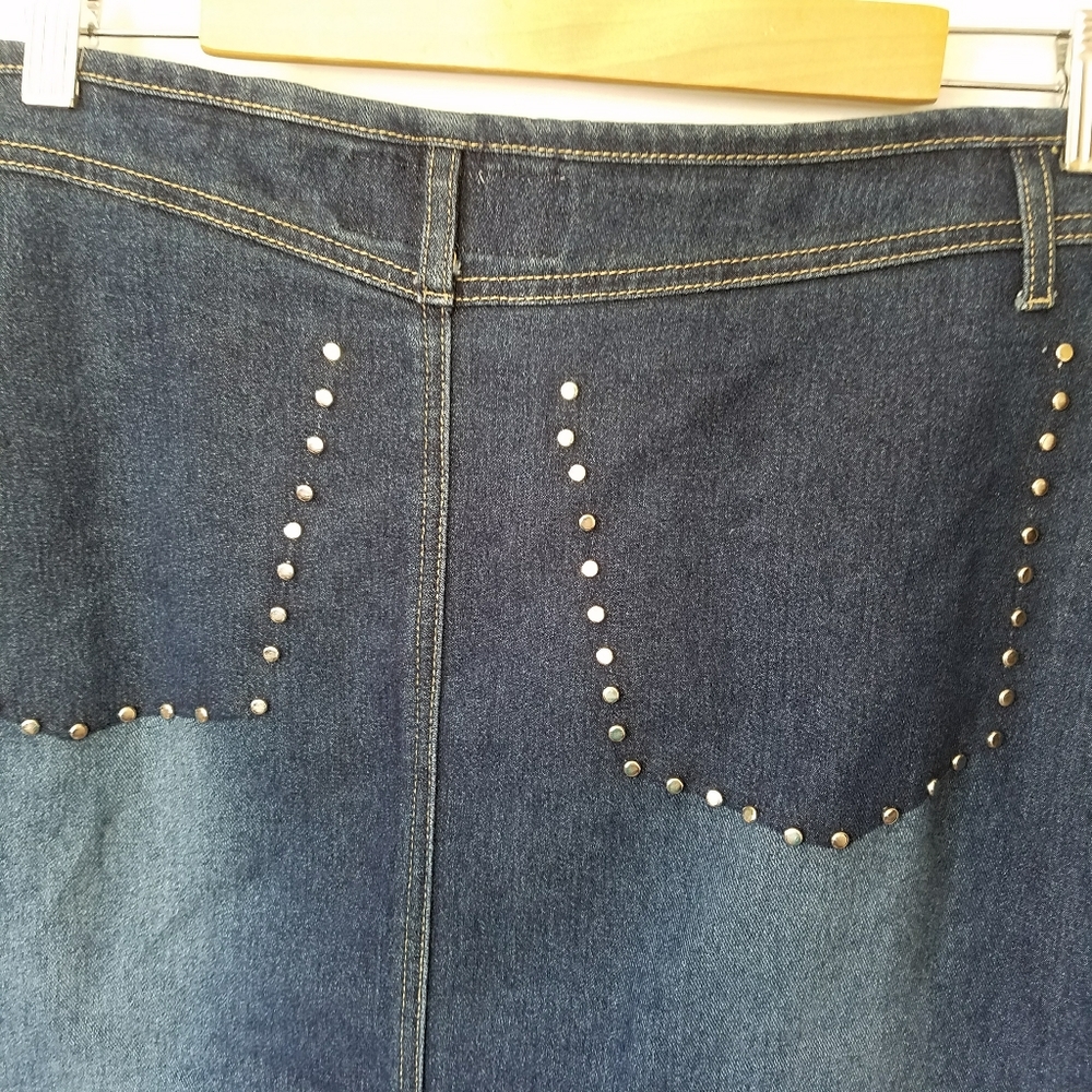 Women's Rave R4R Size 9 Jean Skirt. - Picture 2 of 6